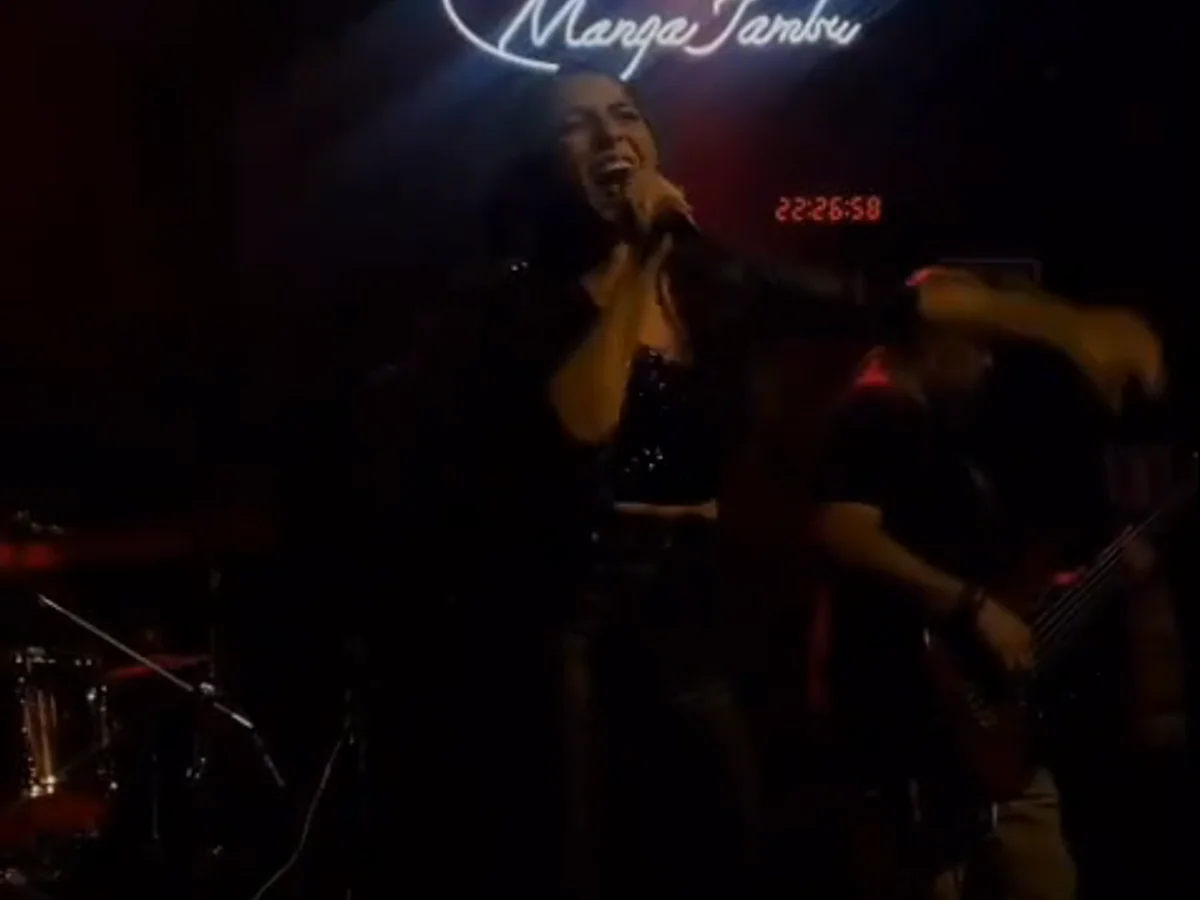 Performance Instrumental ao Vivo